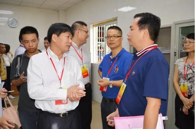 你關心的食品安全問題，南海區(qū)政協(xié)委員組團來調(diào)研！齊齊建言獻策